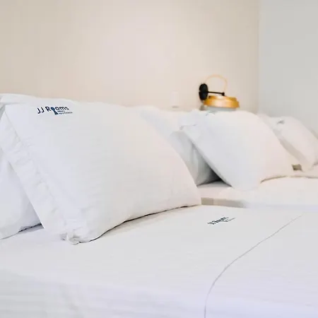 JJ Rooms luxury apartments Kallithea  Extérieur photo