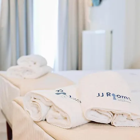 JJ Rooms luxury apartments Kallithea  Extérieur photo