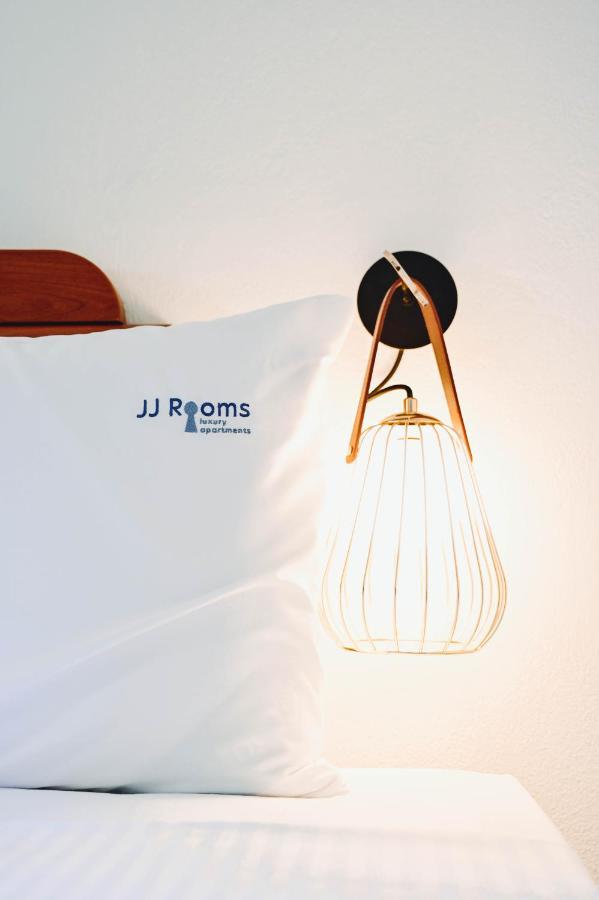 Jj Luxury
